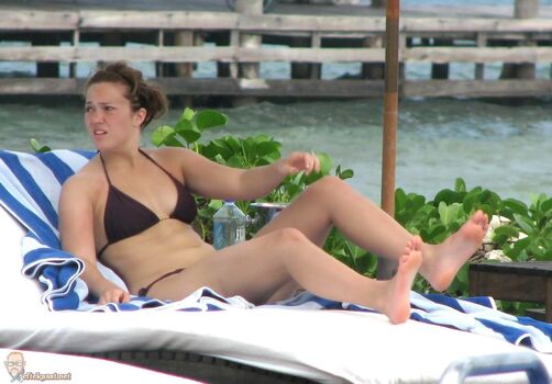 Full leaked Mandy moore private photo