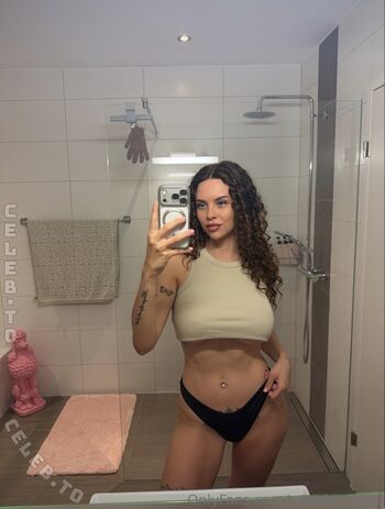 Full leaked Mandyrose private photo