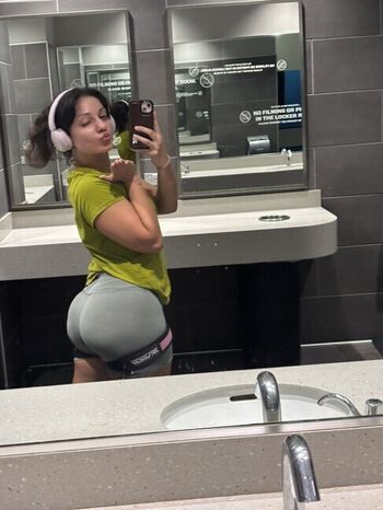 Full leaked Mangowoman private photo
