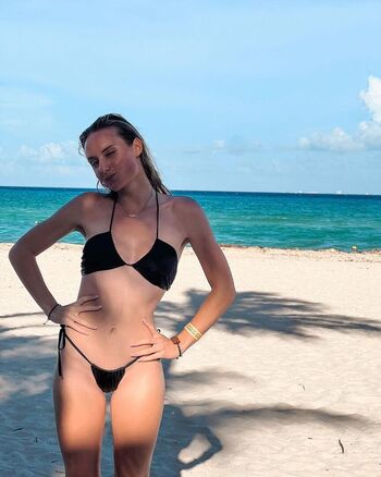Full leaked Manon delsoll private photo