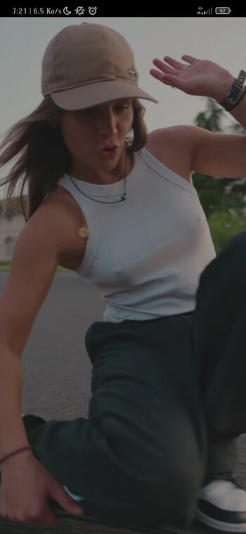 Full leaked Manon lanza private photo