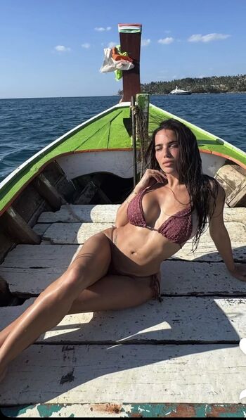 Full leaked Manon marsault page private photo