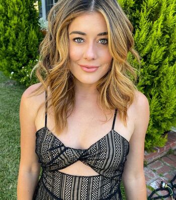 Full leaked Manon mathews private photo