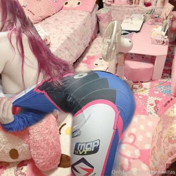 Full leaked Mansanitas  page private photo