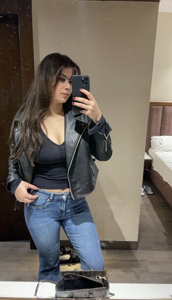 Full leaked Mansi dasila private photo