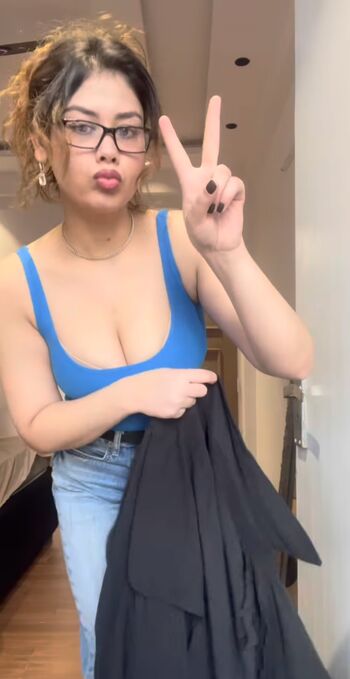 Full leaked Mansi dasila private photo
