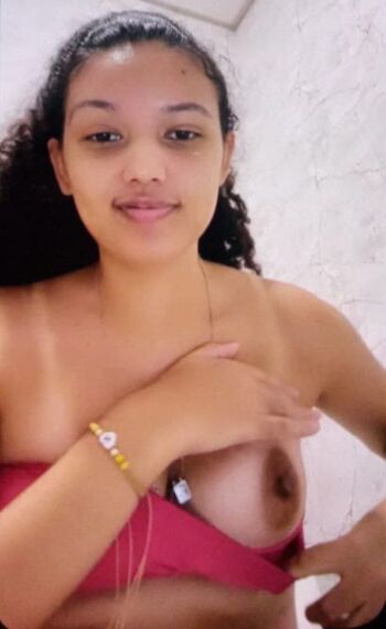 Full leaked Manuely private photo