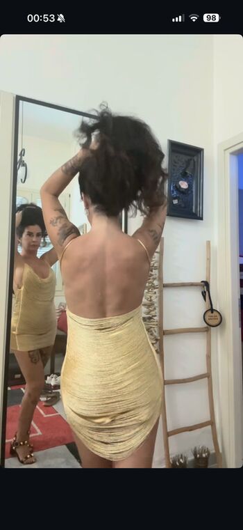 Full leaked Manush private photo