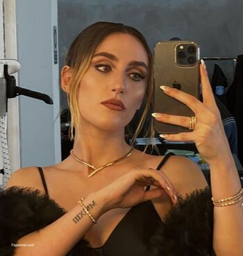 Full leaked Mara sattei private photo