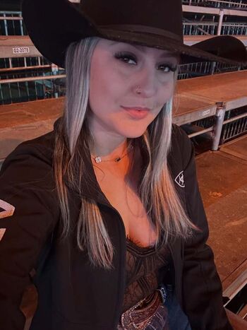 Full leaked Maraisa camilo private photo