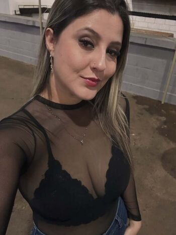 Full leaked Maraisa camilo private photo
