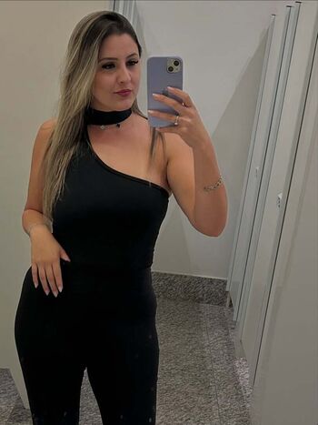 Full leaked Maraisa camilo private photo