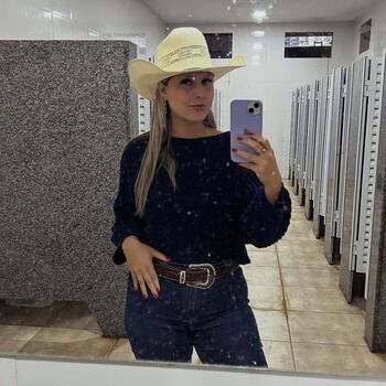 Full leaked Maraisa camilo private photo