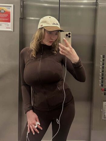 Full leaked Maralin private photo