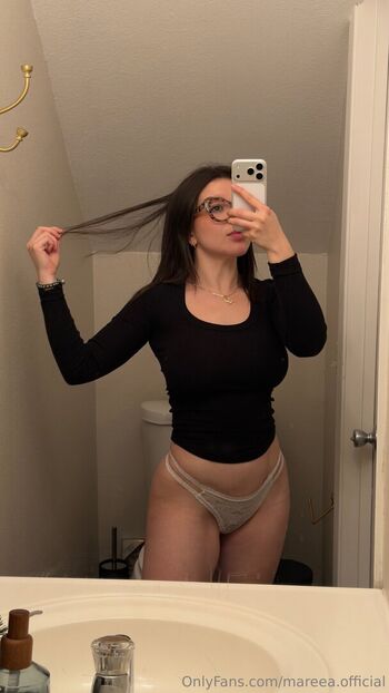 Full leaked Mareea official page private photo