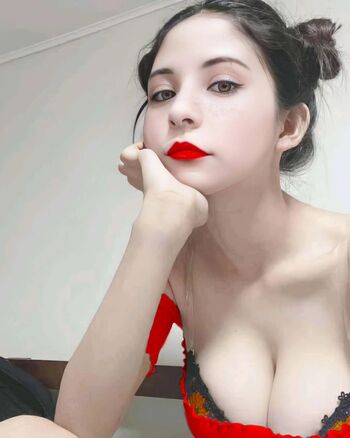 Full leaked Marelywaffle private photo