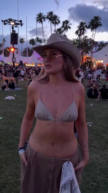 Full leaked Maren wolf page private photo