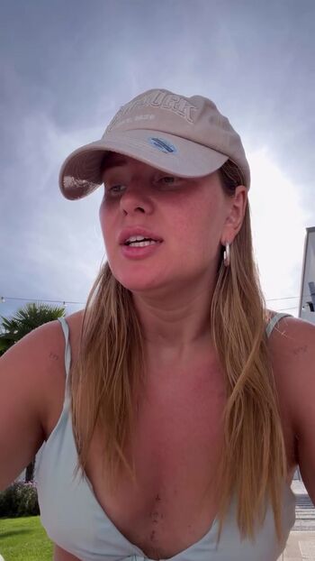 Full leaked Maren wolf private photo