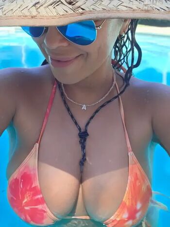 Full leaked Margo pools private photo