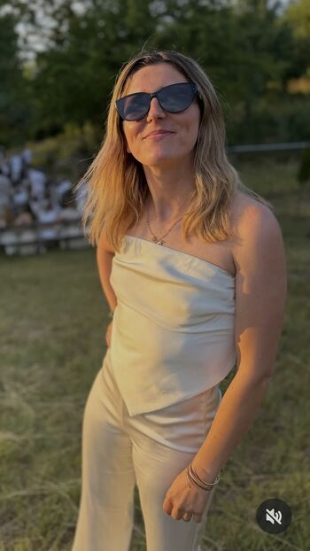 Full leaked Margot dumont private photo