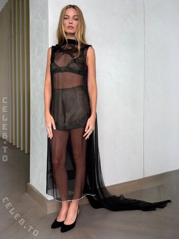 Full leaked Margot robbie  page private photo