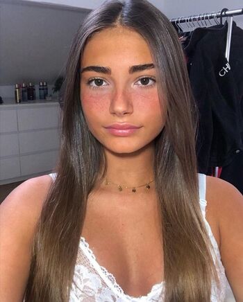 Full leaked Margot sustrac private photo