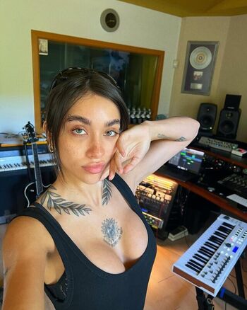 Full leaked Maria becerra private photo