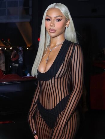 Full leaked Mariah the scientist private photo