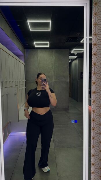 Full leaked Mariahdled private photo