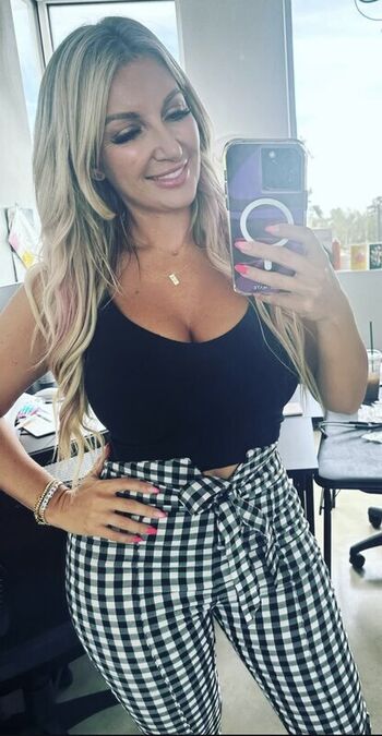 Full leaked Mariahhbrianne private photo