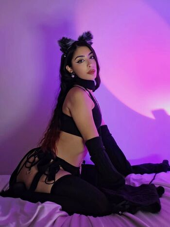 Full leaked Mariam meow private photo