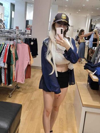 Full leaked Mariana krebs private photo