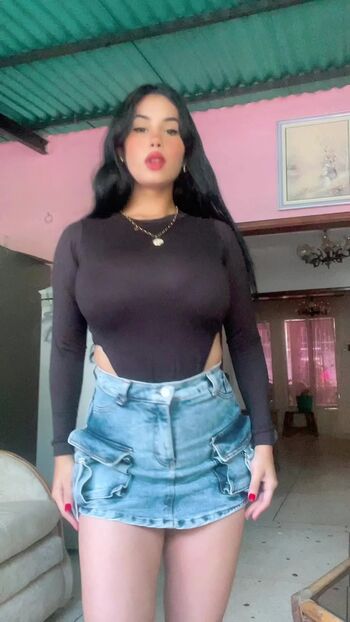 Full leaked Mariapernia ugc private photo