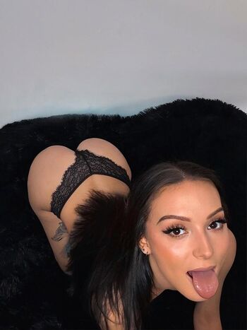 Marie_avs