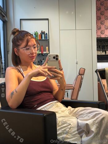 Full leaked Marie blume private photo