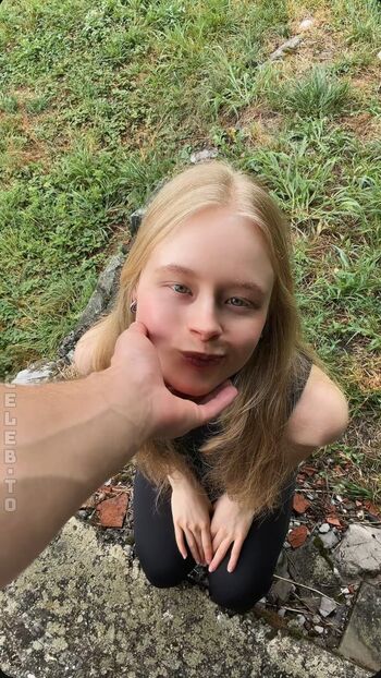 Full leaked Marieejoan private photo