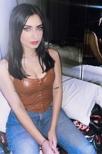 Full leaked Mariemoone private photo
