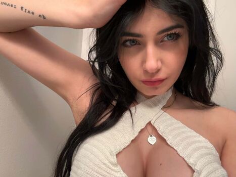 Full leaked Mariemoone private photo
