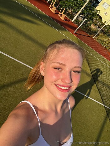 Full leaked Marieplays private photo