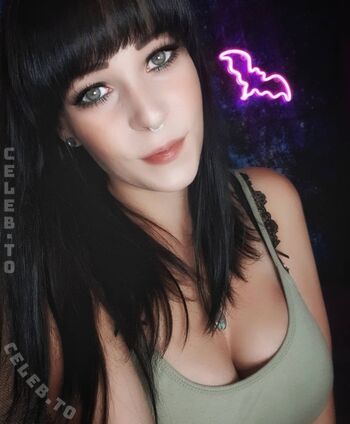 Full leaked Mariesaint private photo