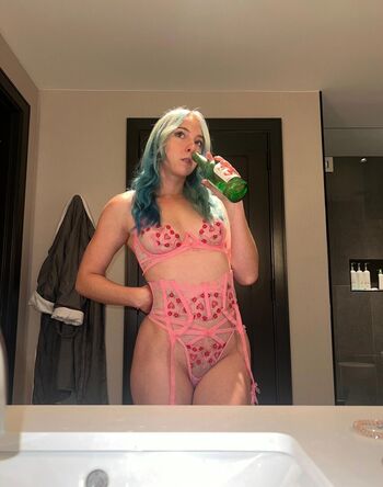 Full leaked Marissaarnone private photo