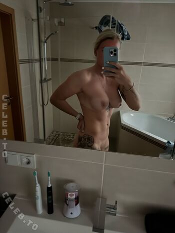 Full leaked Markt de page private photo