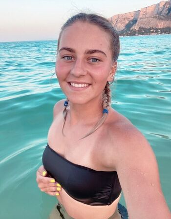 Full leaked Marta kostyuk private photo