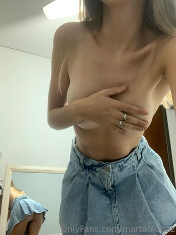 Full leaked Martaalopez private photo