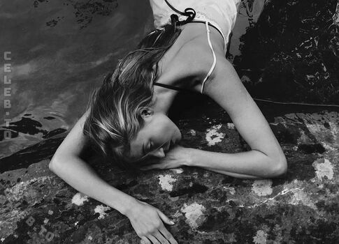 Full leaked Martha hunt page private photo