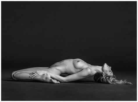 Full leaked Martha hunt page private photo