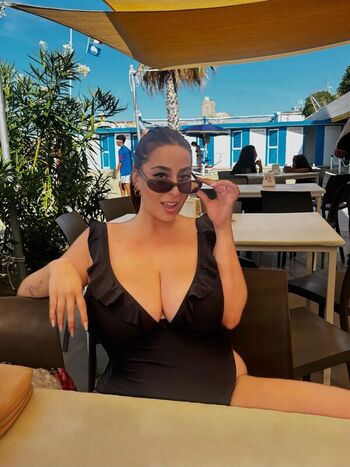 Full leaked Martina de dea private photo