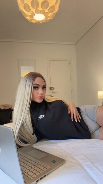Full leaked Mary janet page private photo