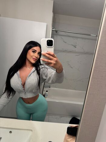 Mary Yousefi