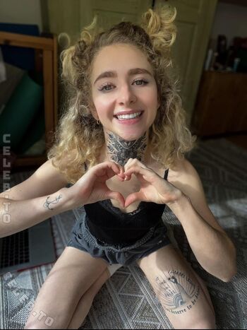 MaryjaneAuryn